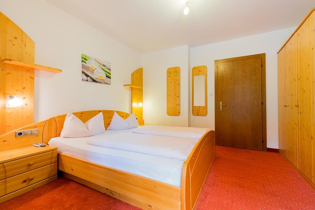 Garni Bergland Bed and Breakfast Racines Εξωτερικό φωτογραφία