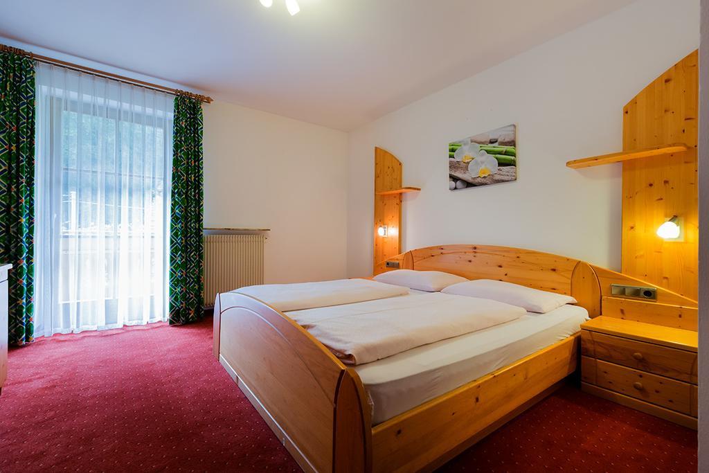 Garni Bergland Bed and Breakfast Racines Εξωτερικό φωτογραφία